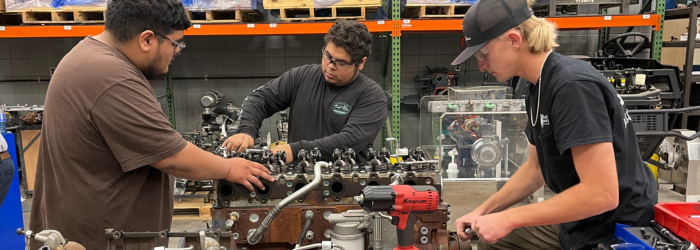 JCC student accepts $1500 reward for tools for techs